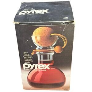 NIB Vintage Pyrex 8010 Wine Decanter 1 Qt Carafe Cork Ball Stopper Original Box